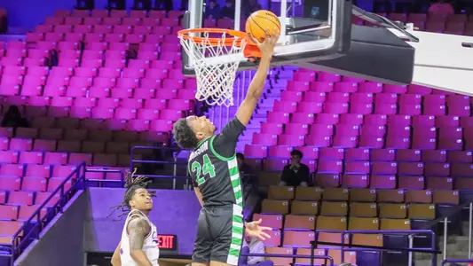 Chico Johnson Driving Layup vs. Western Carolina 2H 2024