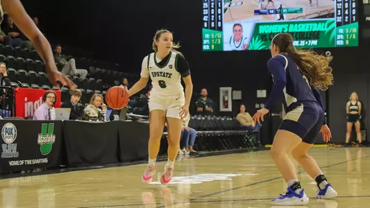 Olivia Forster Looking vs. Queens 1Q 2024