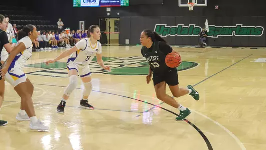 Lele Tanuvasa Driving vs. Morehead State 3Q 2024
