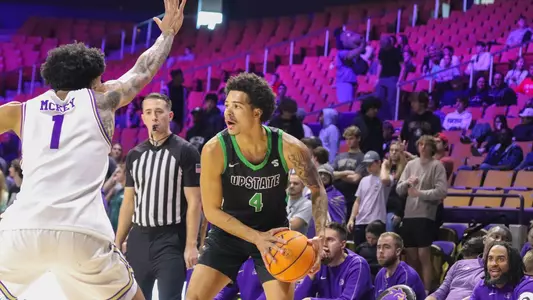 Carmelo Adkins Looking vs. Western Carolina 1H 2024