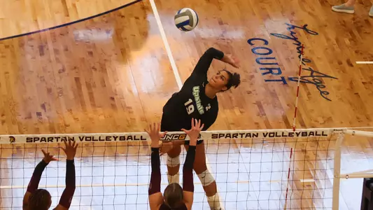 Allison Palmi Attacking vs. Missouri State 2nd Set 2024 - RF