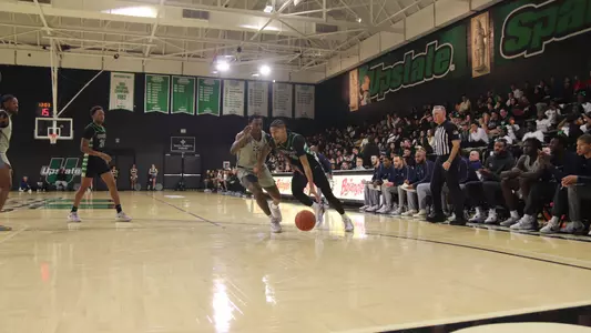 Brit Harris driving to the Lane