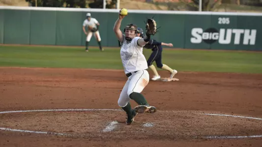 Sophia Kardatzke pitching in the circle