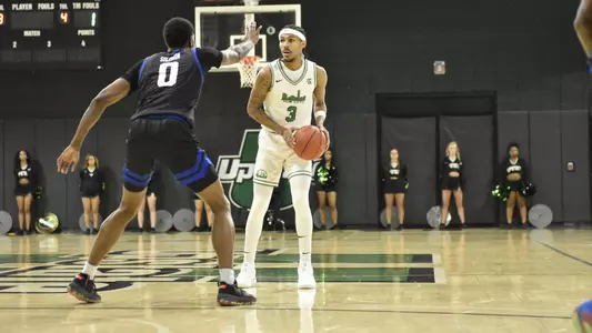 Brit Harris running an offensive set against UNC Asheville