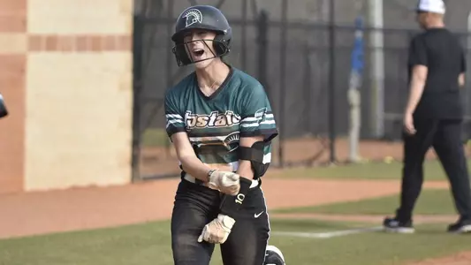 Alanna Deal home run celebration