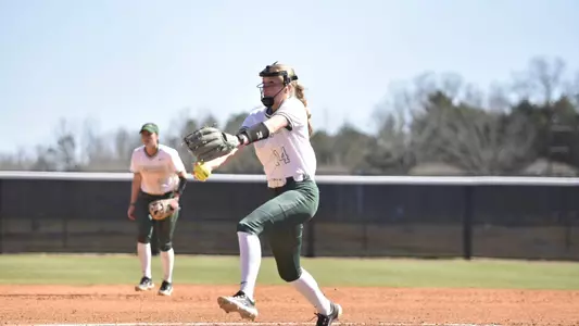 Maddie Drerup in the circle