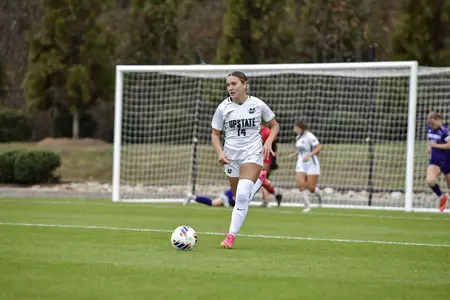 Maddy DeCola Action Shot Feature Story