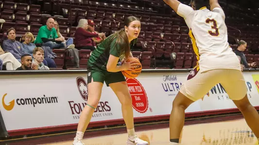 Gwen Jenkins Looking vs. Winthrop 1Q 2026 - RF