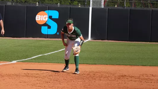 Alyssa Davenport at third base against Winthrop (4/10/26)