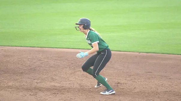Cariana Stout as a pinch runner against UGA (4/8/26)