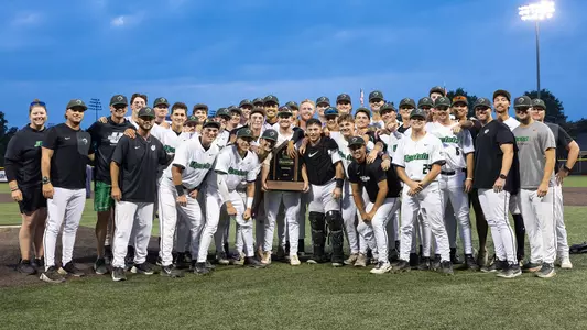Big South Champions Team Trophy Photo 2026