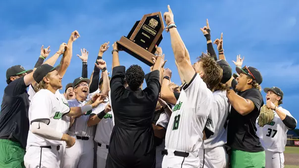 Big South Championship Trophy Hoist 2026