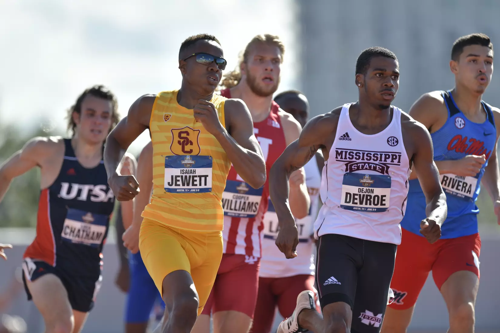 High-quality prints and images from the meet are available for purchase at usctrojans.com/photos.High-quality prints and images from the meet are available for purchase at usctrojans.com/photos.