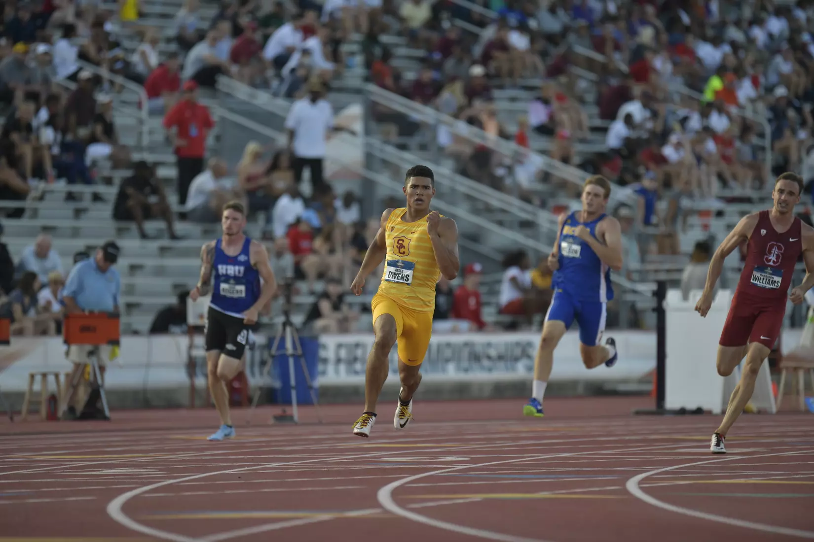 High-quality prints and images from the meet are available for purchase at usctrojans.com/photos.