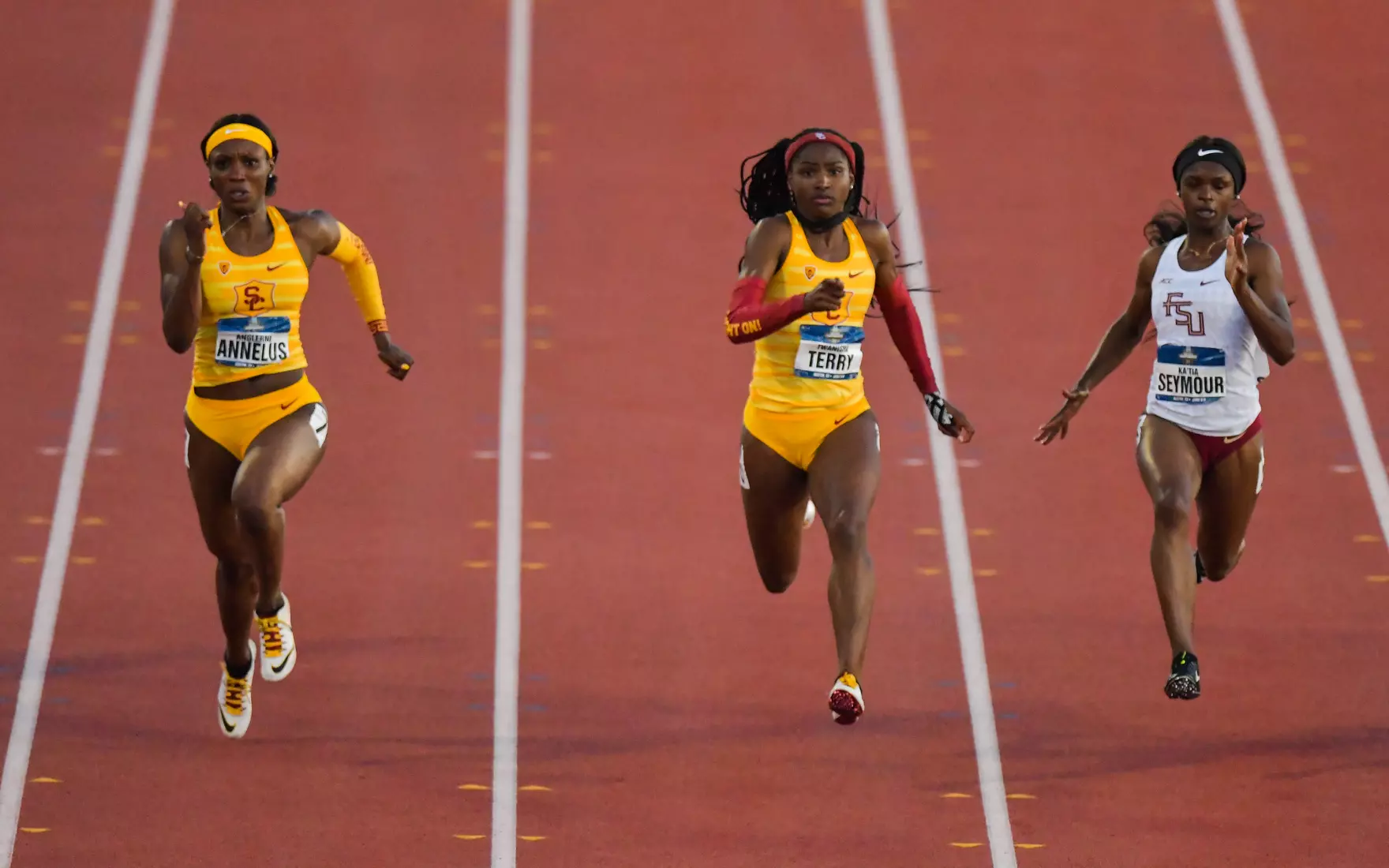High-quality prints and images from the meet are available for purchase at usctrojans.com/photos.