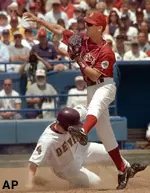 Seth Davidson and the No. 11 Trojans dropped a 13-3 decision to Long Beach State Saturday.