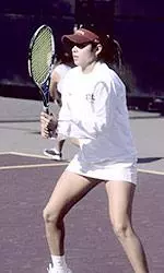 Anita Loyola came back after dropping the first set to defeat UCI's Tiffany Chang, 6-7, 7-6, 6-2.