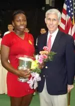 Jewel Peterson with ITA executive director David Benjamin at Sunday's championship presentation.