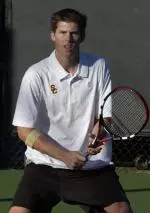 Jeff Kazarian pushed Florida's Eleazar Magallan to three sets before the Gators clinched Thursday's victory.