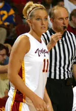 Brynn Cameron hit 4-of-6 three-pointers to lead the Women of Troy with 18 points.