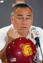 Norm Chow has been hired by the NFL's Tennessee Titans.