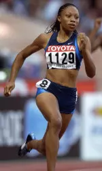 Trojan student Allyson Felix wins gold in 200m at World Track & Field Championships