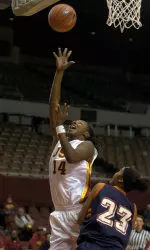 Shay Murphy hit a career-high 27 points against OSU to finish out a 50-point weekend for the junior guard.
