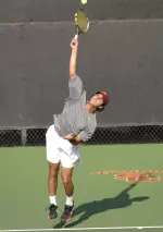USC's Robert Farah won his singles match, 6-2, 6-2.