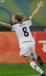 USC's Amy Rodriguez will team back up with the USA this weekend at the Home Depot Center.