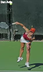 Sarah Fansler wrapped things up with a comeback win for USC's 6-1 victory.