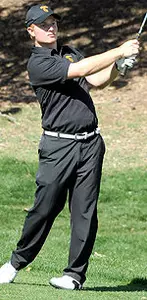 Freshman Matthew Giles is tied for third at 3-under after the first round.