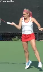 Sarah Fansler got USC within reach of Friday's win with a strong victory at the No. 4 position.