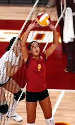 Taylor Carico and seven other USC players will compete on Sunday at the 2008 Collegiate Beach Volleyball Championship in San Diego