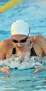 Rebecca Soni again swept both the 100y and 200y breast against Washington.