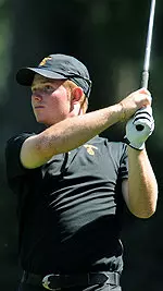 Matt Giles fired a 5-under 67 Friday.