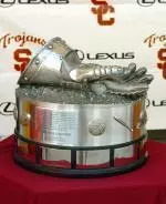 Lexus Gauntlet Trophy