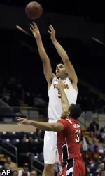 Southern California's Nicola Vucevic shoots above Bradley's Dyricus Simms-Edwards.