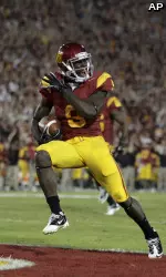 Wide receiver Marqise Lee reacts as he scores a touchdown during the second half.