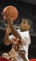 Maurice Jones scored 19 points to lead USC.