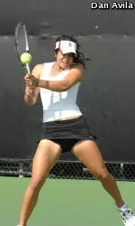 Zoe Scandalis is paired up with Gabriella DeSimone to take on the top seeds in tomorrow's doubles semifinals.