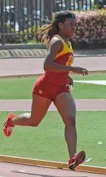 Anniya Louis took second in the women's 800m race.