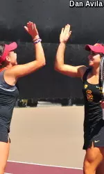 Giuliana Olmos and Zoë Scandalis are through to the semifinals.