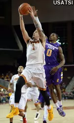 Katin Reinhardt led USC with 19 points in the win over Tennessee Tech on Monday.