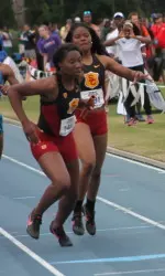 Jessica Davis and Vanessa Jones shown here teamed up with Akawkaw Ndipagbor and Tynia Gaither to run the third-fastest 4x400m relay in USC history.