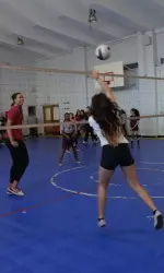 Ebony Nwanebu goes toe to toe with students from Pio Pico.