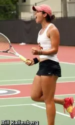 Zoë Scandalis starts her senior season ranked No. 19 in the nation in singles and No. 7 in doubles.