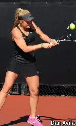 Gabby Smith has paired well with Giuliana Olmos once again in doubles action.