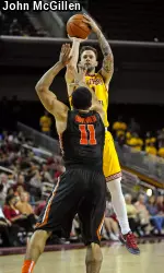 Sophomore Katin Reinhardt has averaged 15.2 points in the last 10 games.
