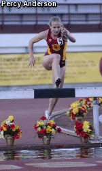Senior Kira Soderstrom placed second in the women's 3000m steeplechase with a PR of 10:47.62. Her time tonight moved her from fifth to fourth on USC's all-time steeplechase list.