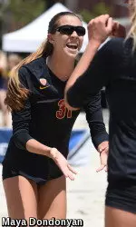 USC beach volleyball sophomore Jenna Belton
